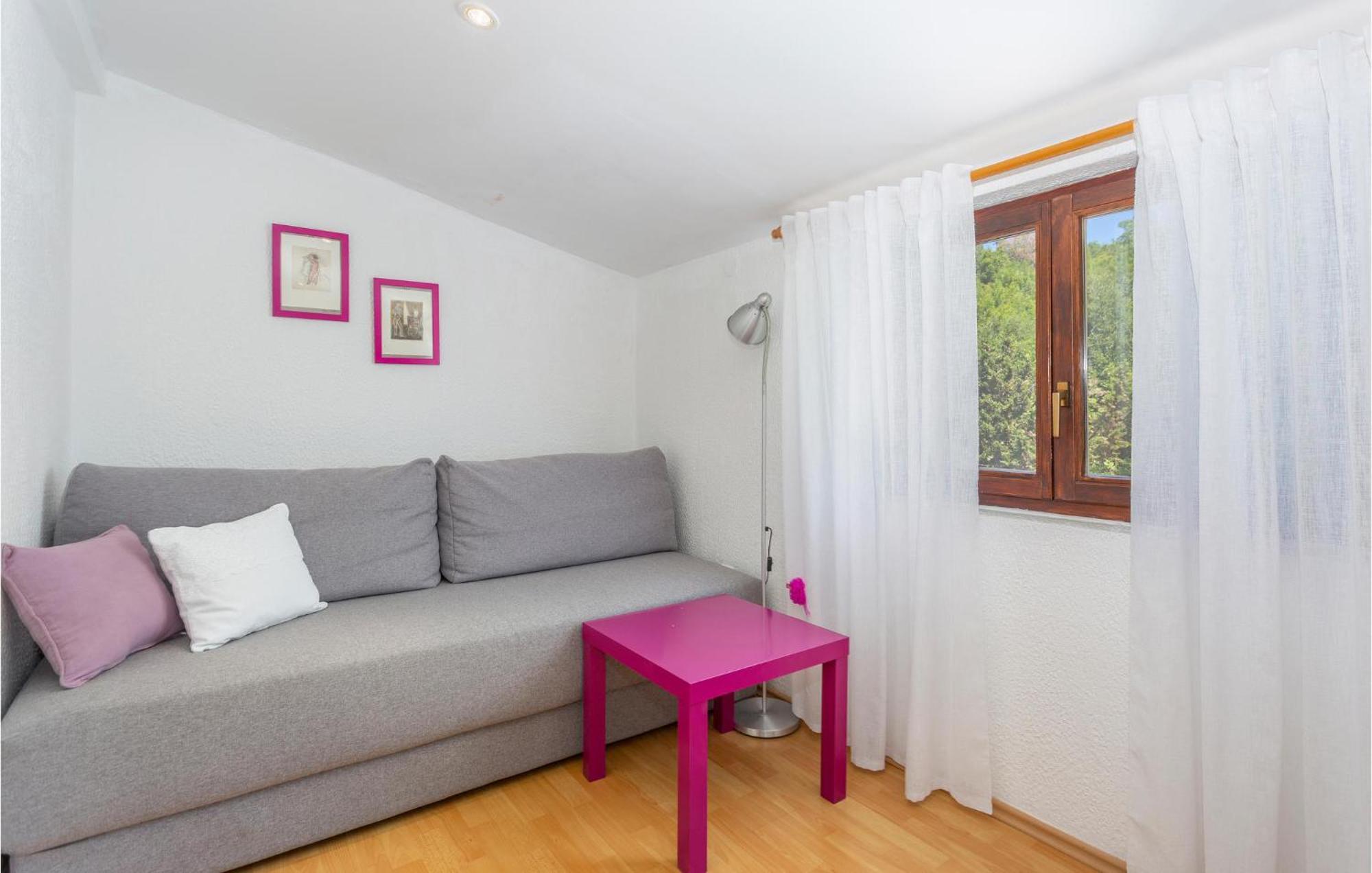 Beautiful Apartment In Omisalj With Kitchen Zewnętrze zdjęcie